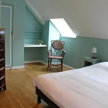 Manoir De Kerangosquer Couette-café 3*